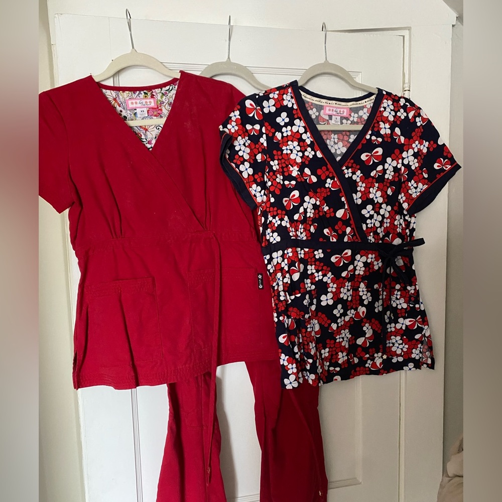 KOI scrubs set— Red